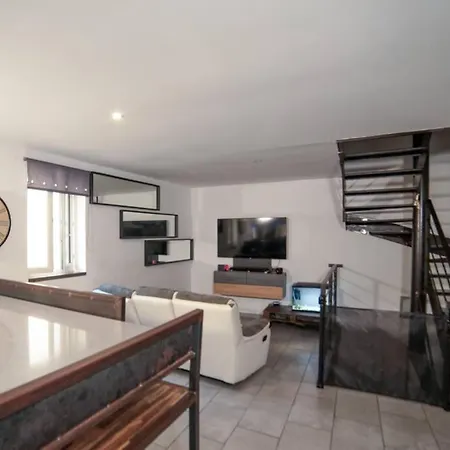 Maison De Ville 120m2 Avec Terrasse